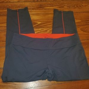 Women's victoria secret workout capris siz…
